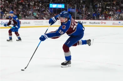 Artemi Panarin finally settles his jersey saga